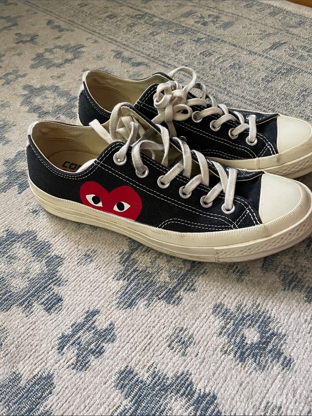 Converse Black Low Tops with Red Heart, comme de garcons, womens 8 (euro 39) - Picture 3 of 3